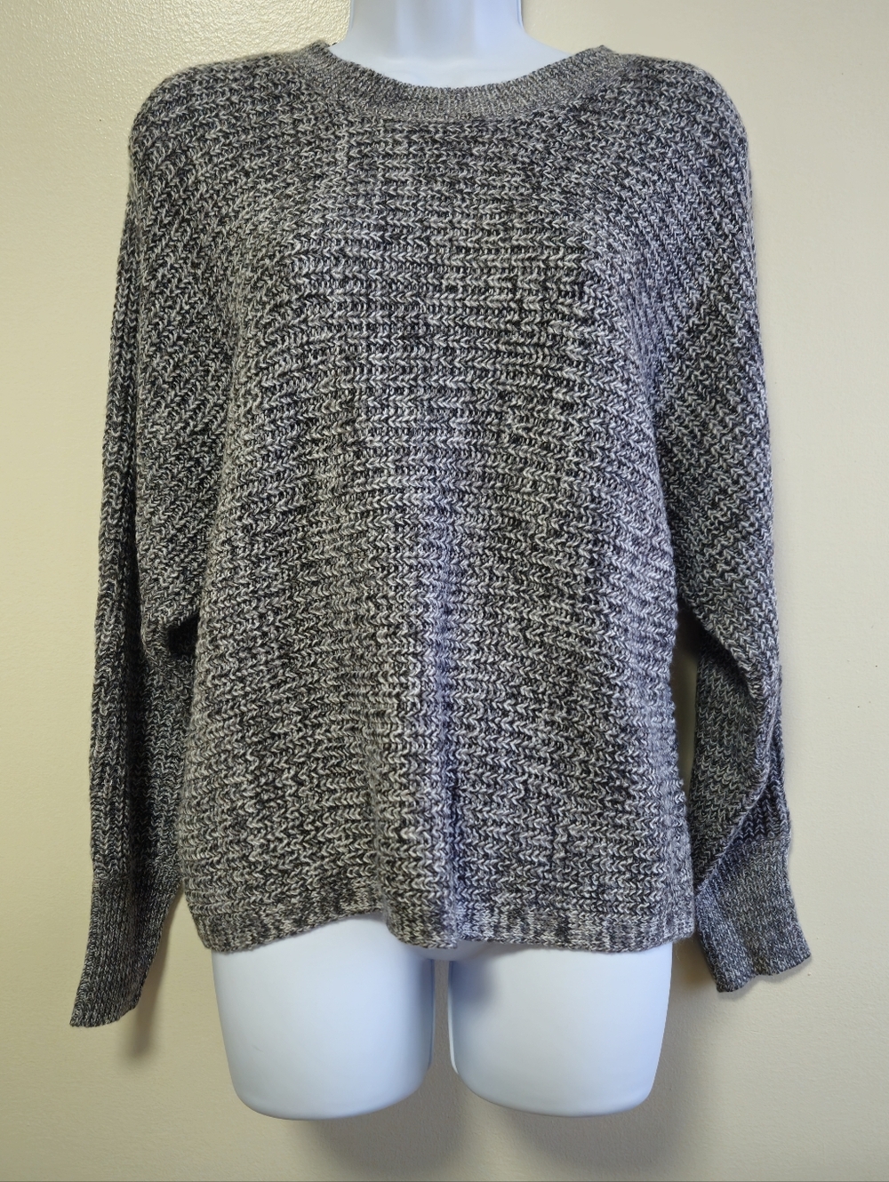 Pink rose knit sweater Pullover classic grey winter Fall Soft cozy women med